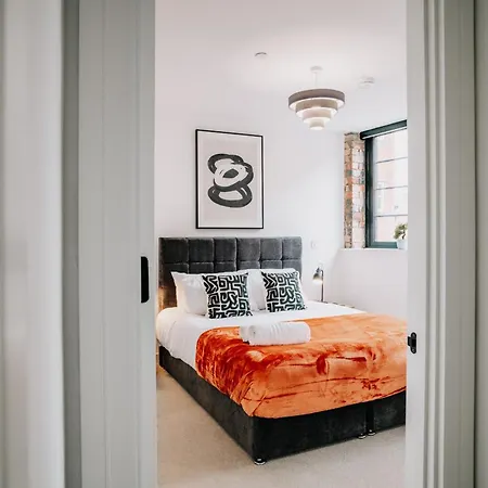 Stunning Grade II City Pad, Families, Contractors, Fast Wifi Birmingham Exterior photo