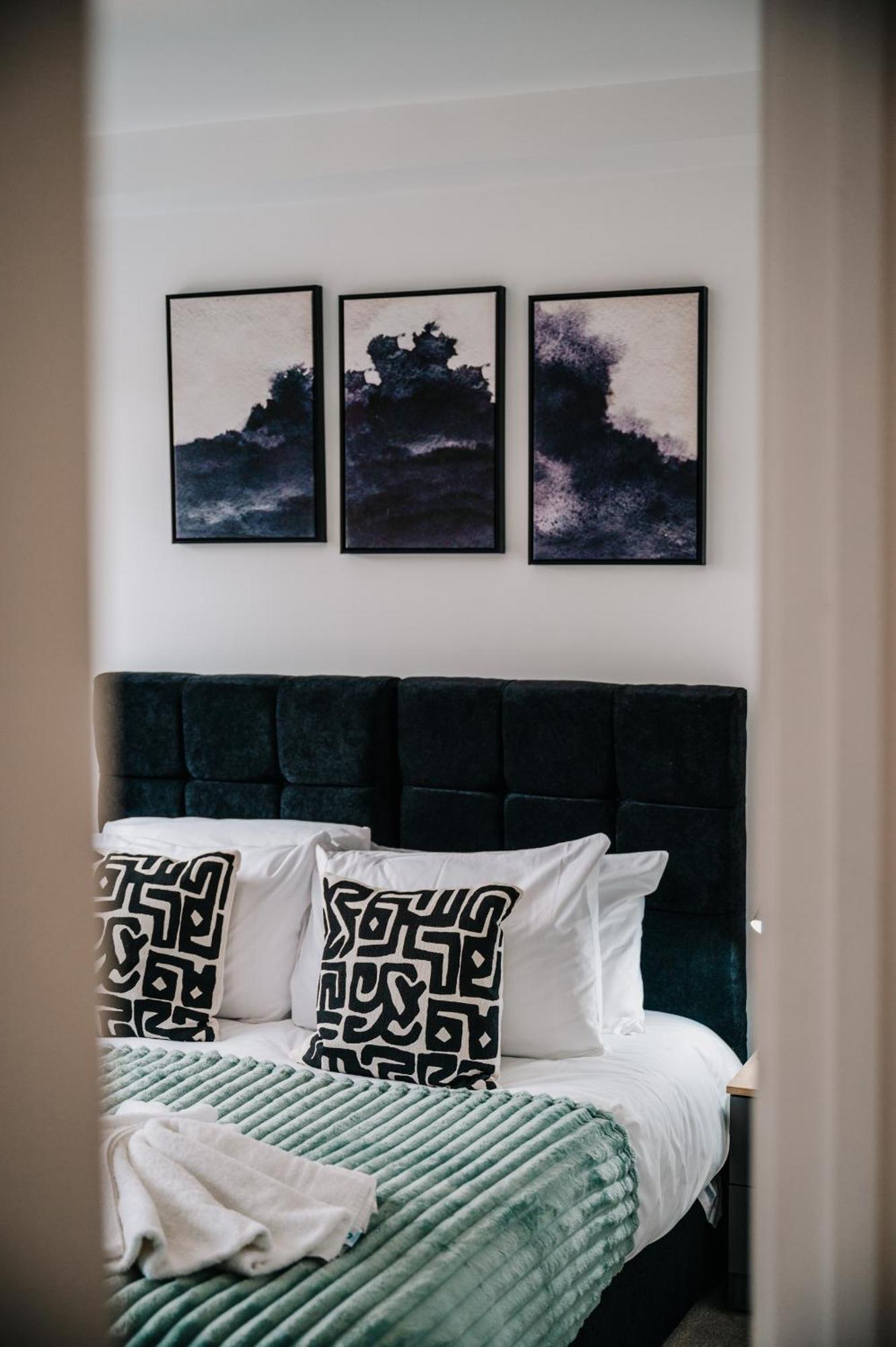 Stunning Grade Ii Pad, Families, Contractors, Fast Wifi Birmingham