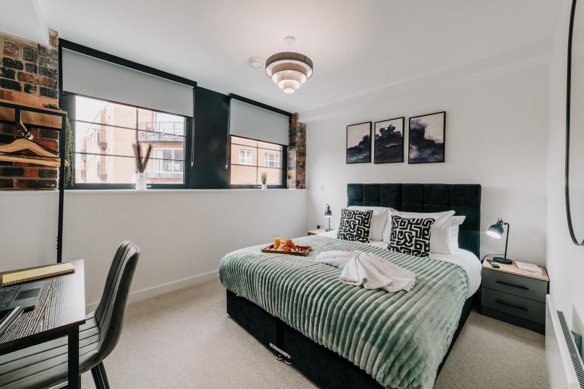 Stunning Grade Ii Pad, Families, Contractors, Fast Wifi Apartment